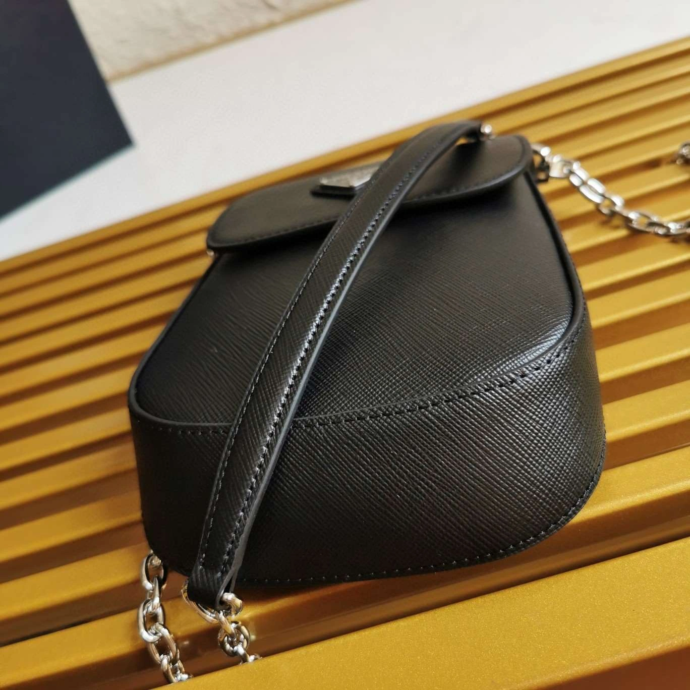 *MOMO--- 1BH185 item : A-B063H3034A