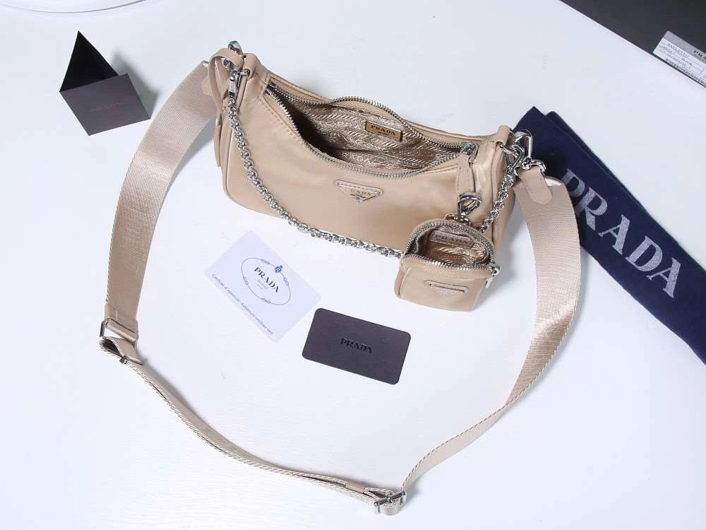 *MOMO--- 1BH204 item : A-B00H2437A