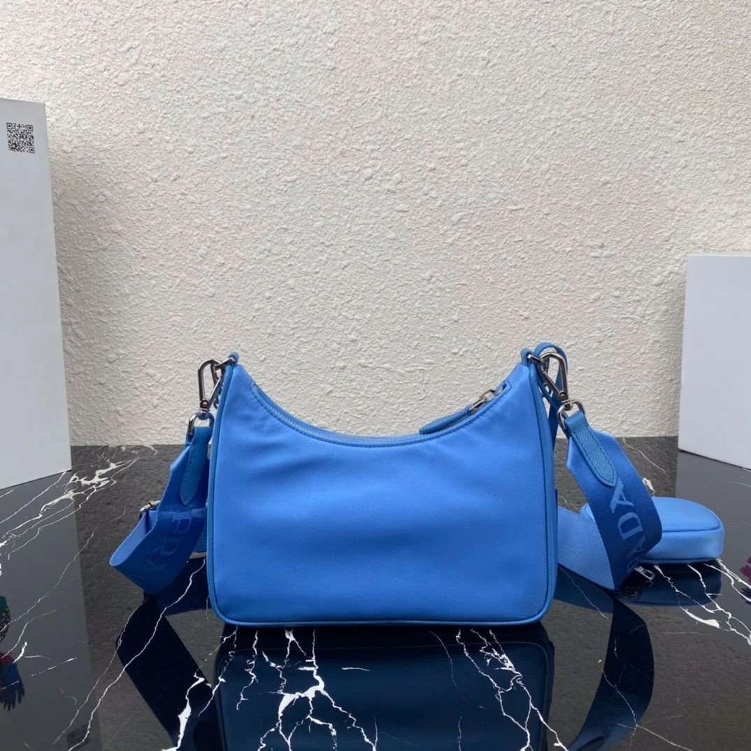 *MOMO--- 1BH204 item : A-B063H2455A