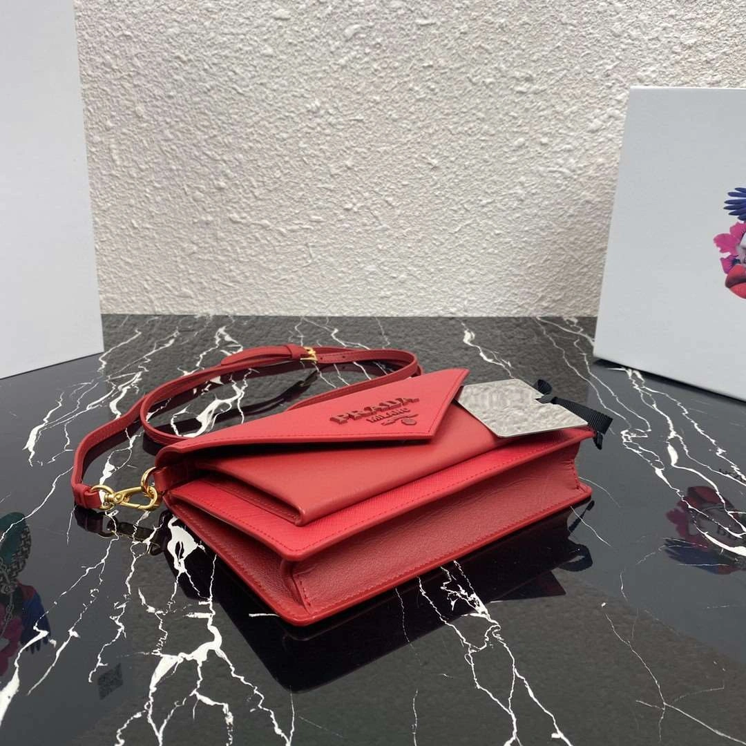 *MOMO--- 1BP020 item : A-B063H3038A