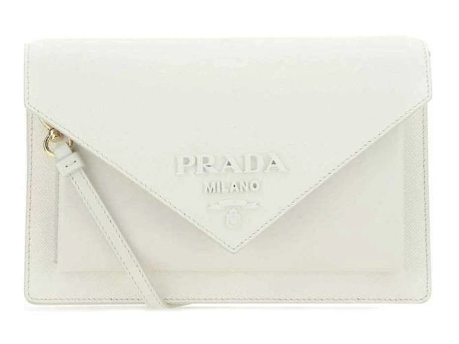 *MOMO--- 1BP020 sheephide item : A-B118H3021A