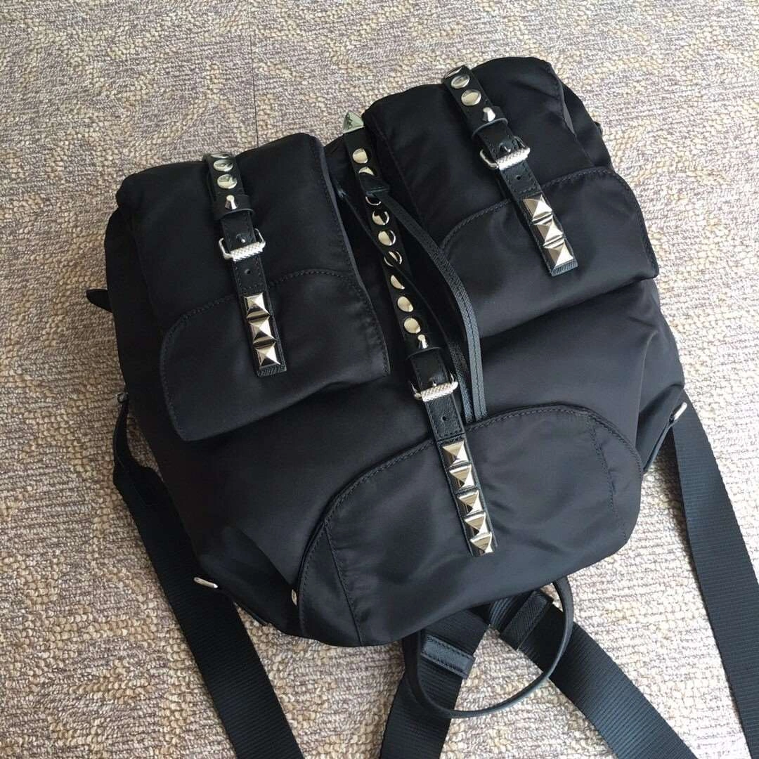 *MOMO--- 1BZ811 cowhide item : A-B164H2425A