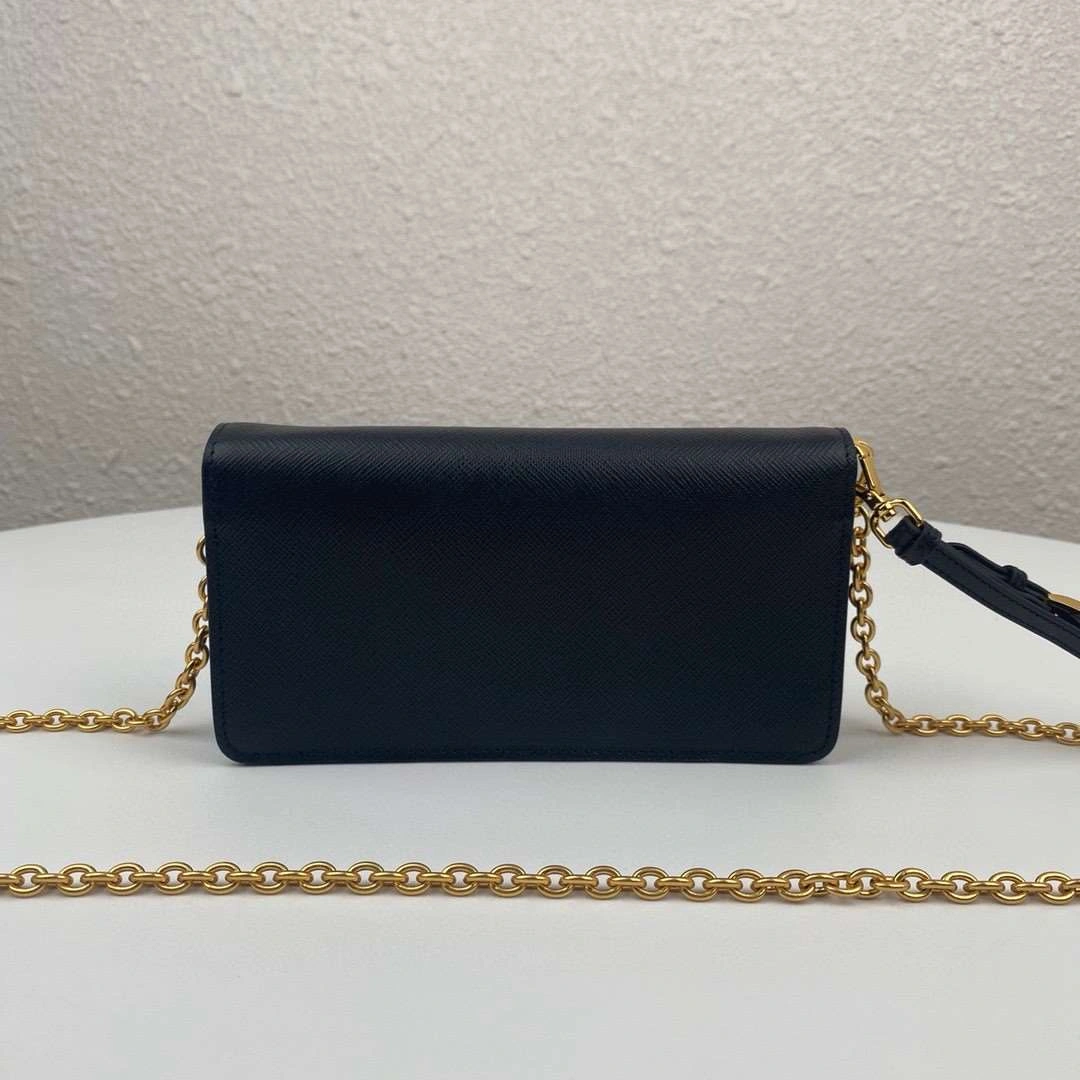 *MOMO--- 1DH029 cowhide item : A-B063H2572A
