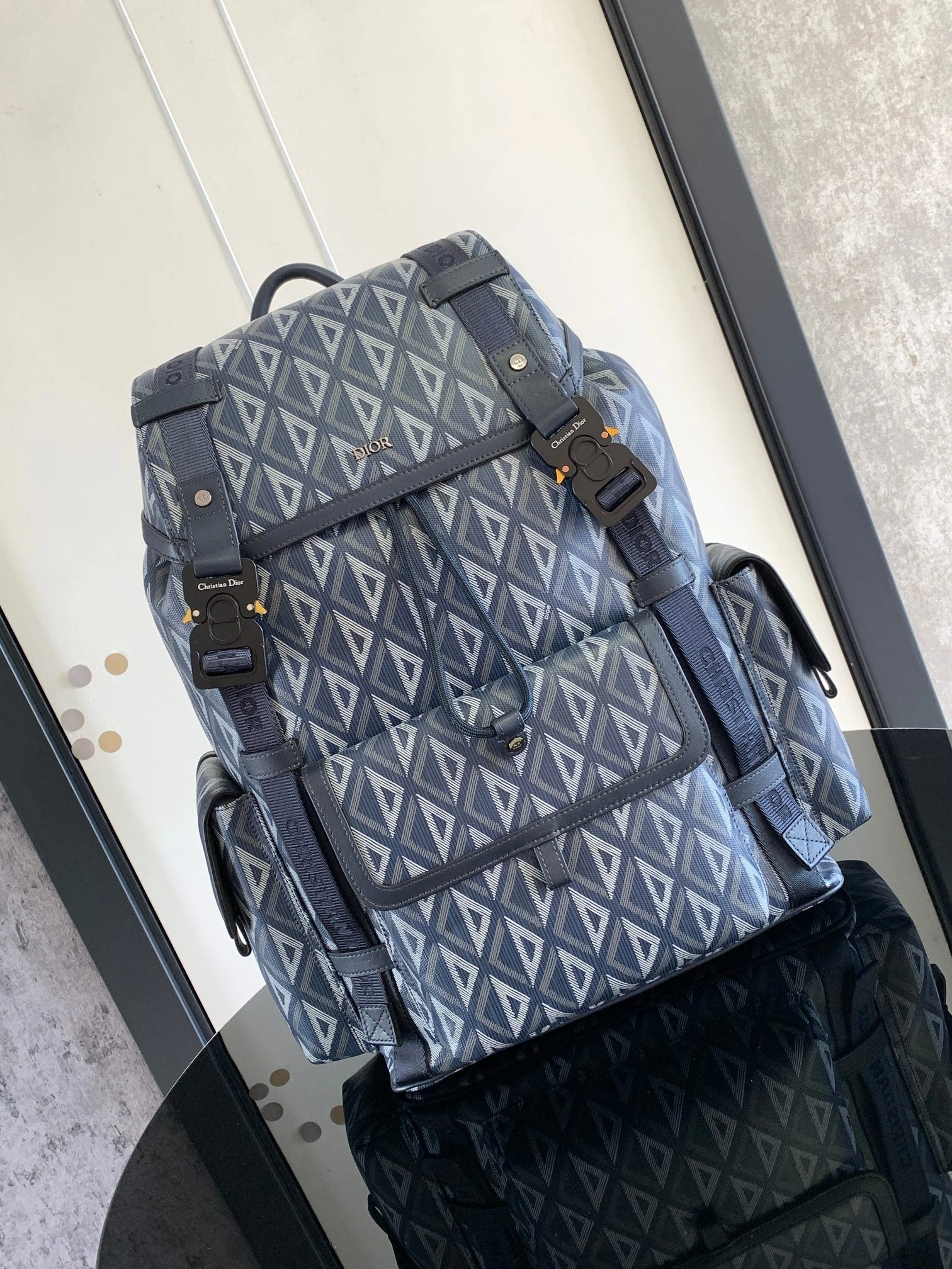&MOMO--- 1ESBA163CDP-H36B cowhide item:D-B109D0629