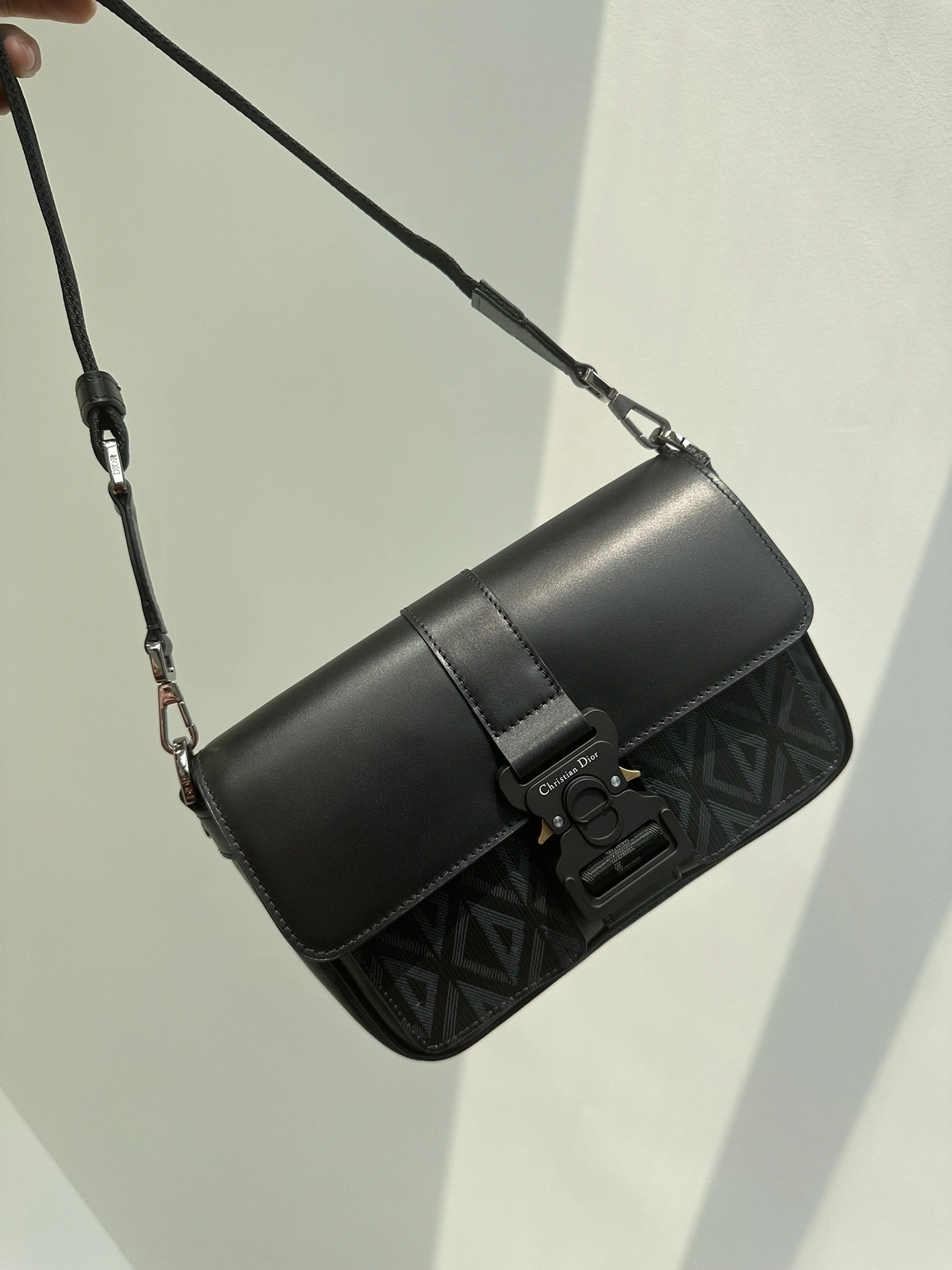 MOMO--- 1ESME157CDP-H43E item:D-B432D0611