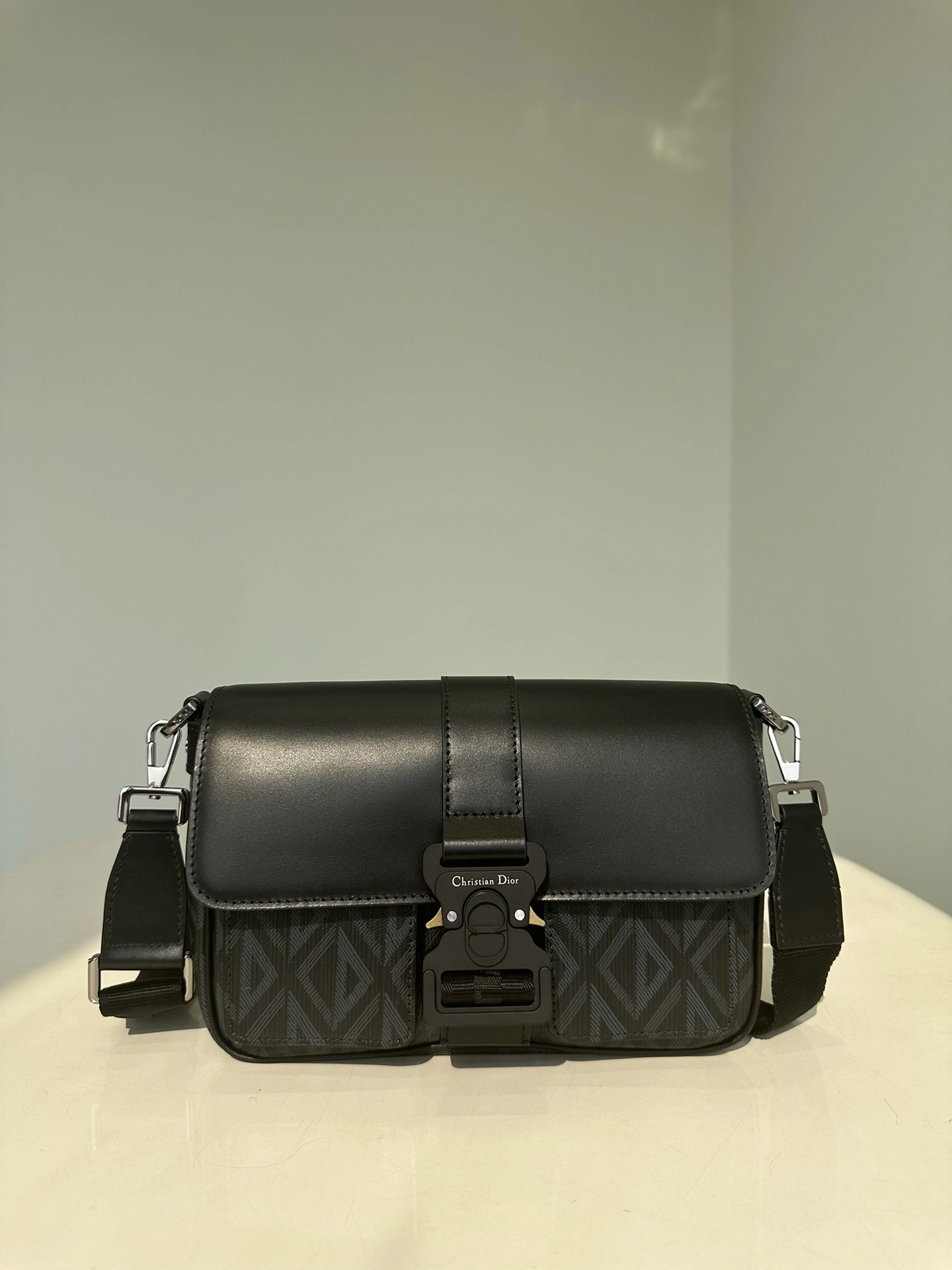 MOMO--- 1ESME157CDP-H43E item:D-B432D0611