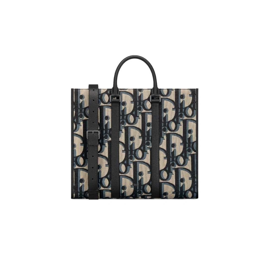 MOMO--- 1ESSH232YXL-H27E 1ESSH232YXL_H27E East-West item:D-B109D0617