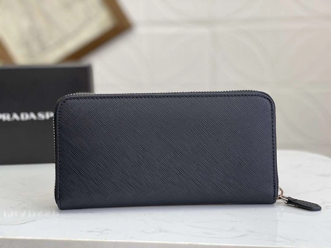 *MOMO--- 1ML506 cowhide item : A-B00H2423A