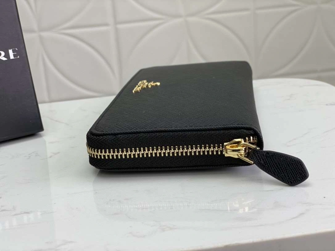 &*MOMO--- 1ML506 cowhide item : A-B00H2469A