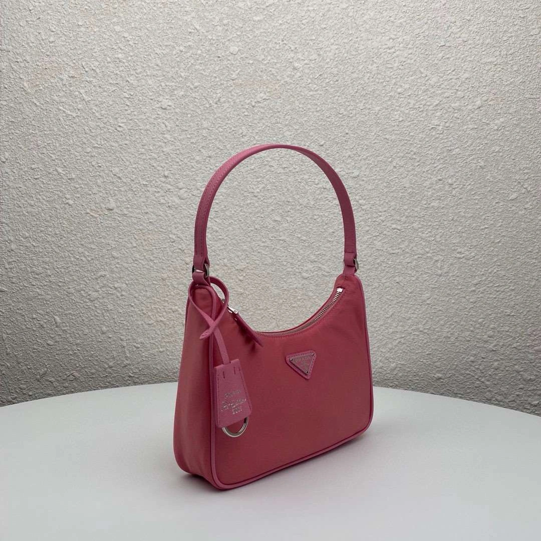 *MOMO--- 1NE204 cowhide item : A-B063H2430A