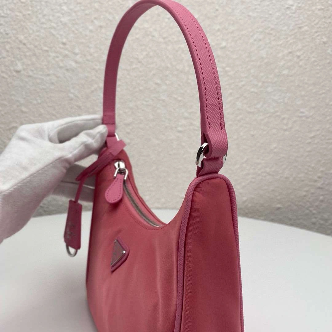 *MOMO--- 1NE204 cowhide item : A-B063H2430A