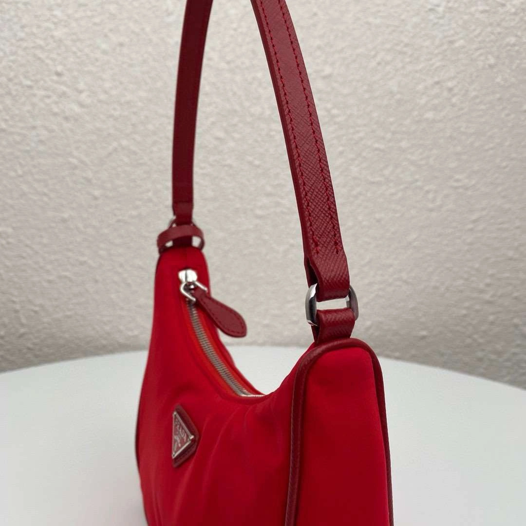 *MOMO--- 1NE204 cowhide item : A-B063H2431A