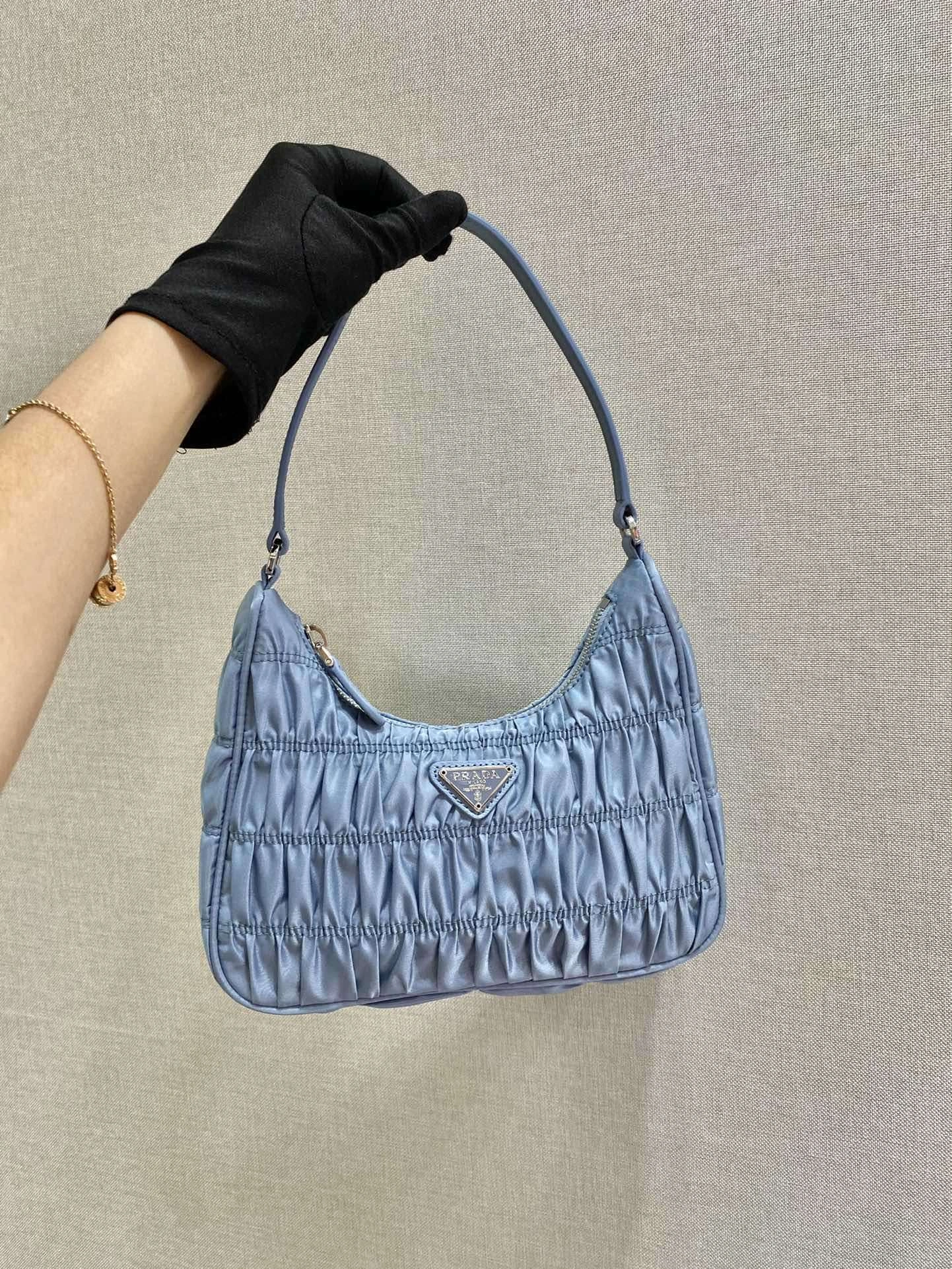 *MOMO--- 1NE204 item : A-B00H2434A