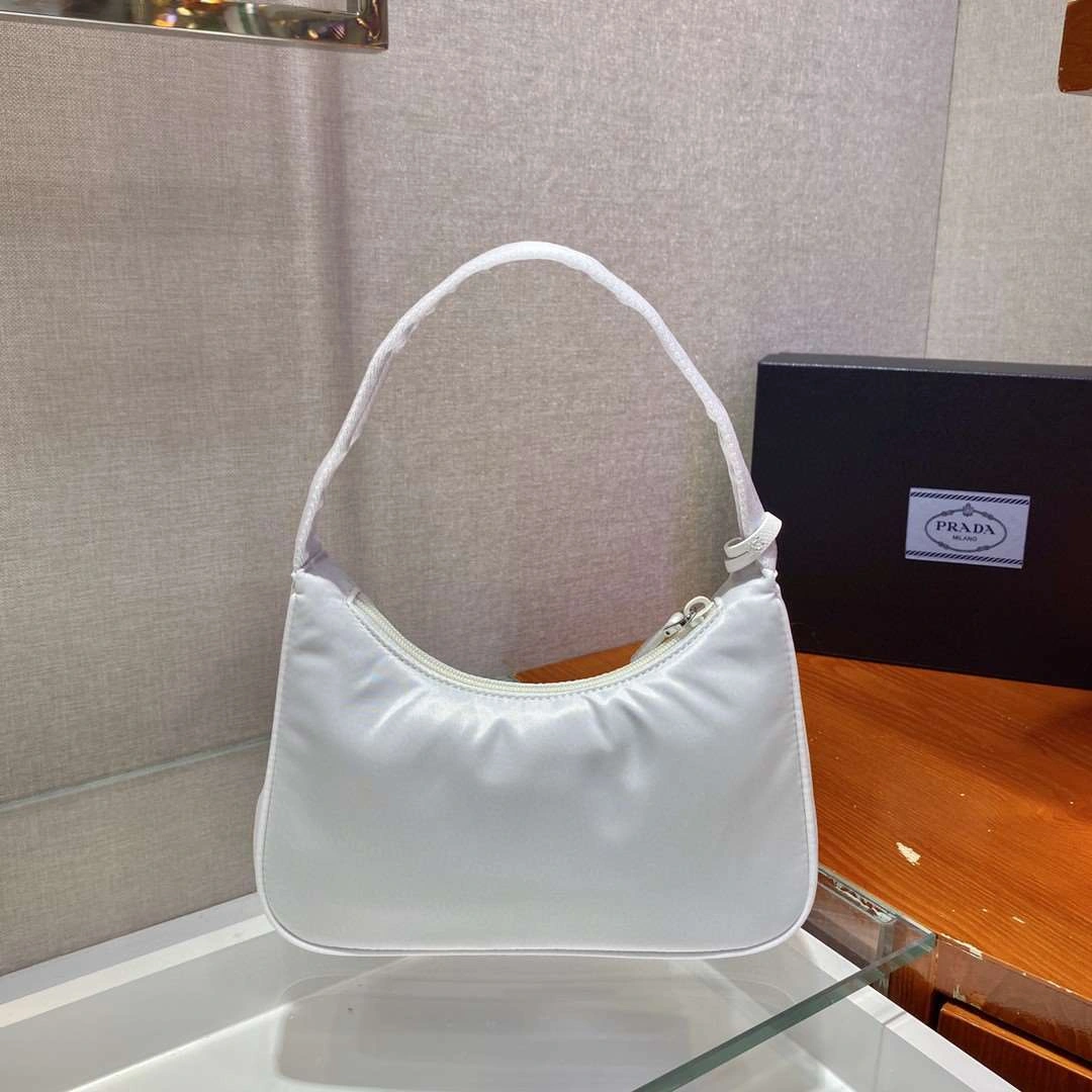 *MOMO--- 1NE515 item : A-B00H2707A