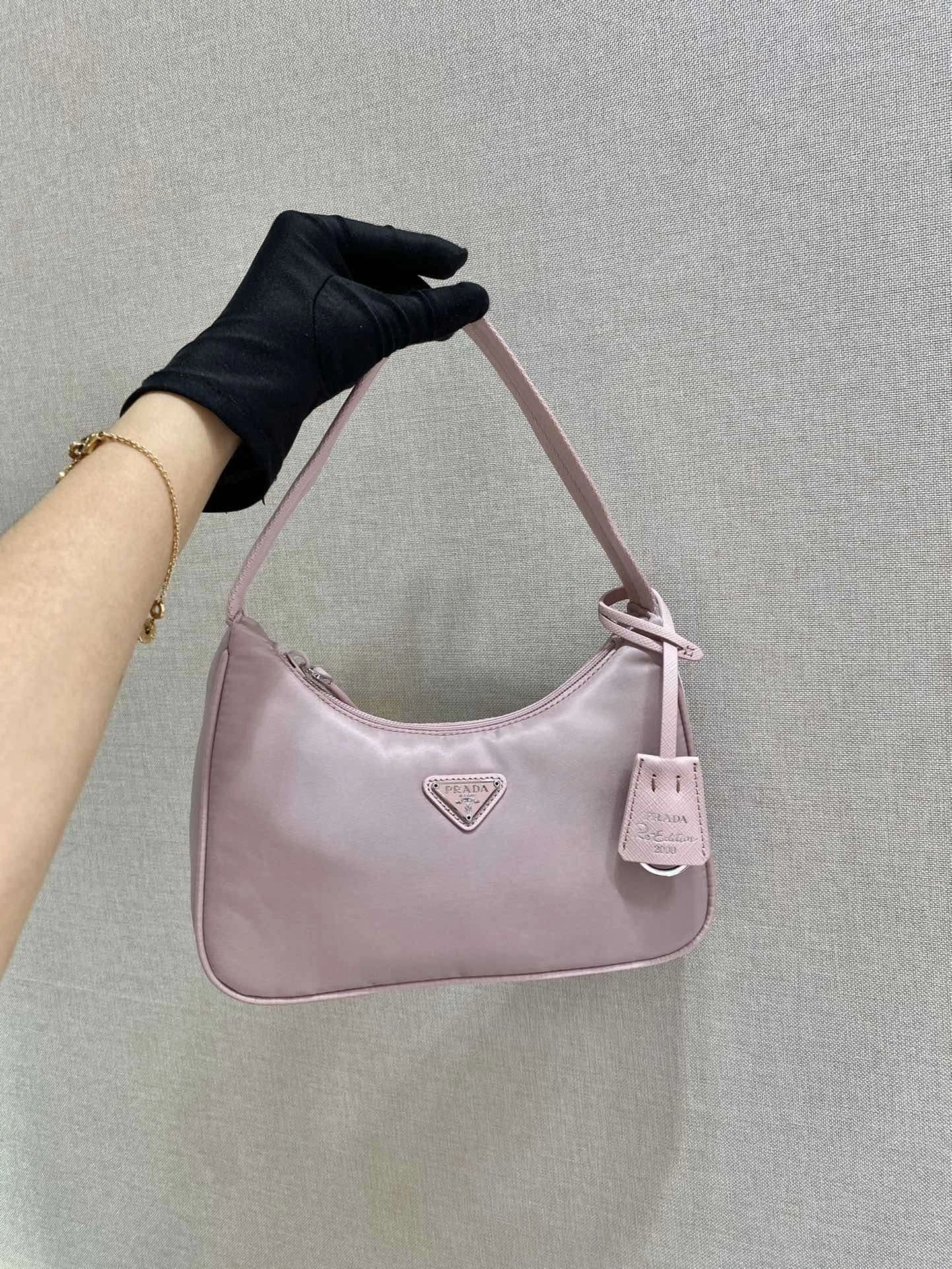 *MOMO--- 1NE515 item : A-B00H2709A