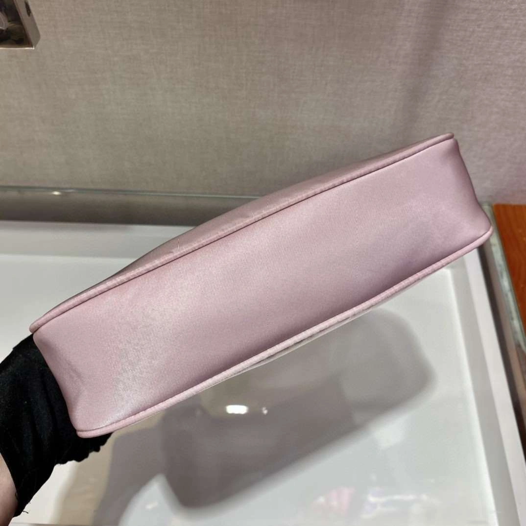 *MOMO--- 1NE515 item : A-B00H2709A