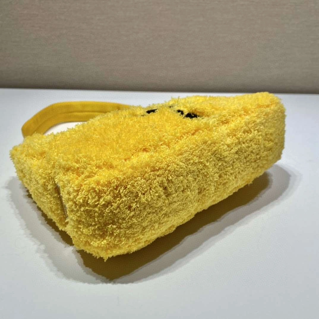 *MOMO--- 1NE515 item : A-B00I0122A