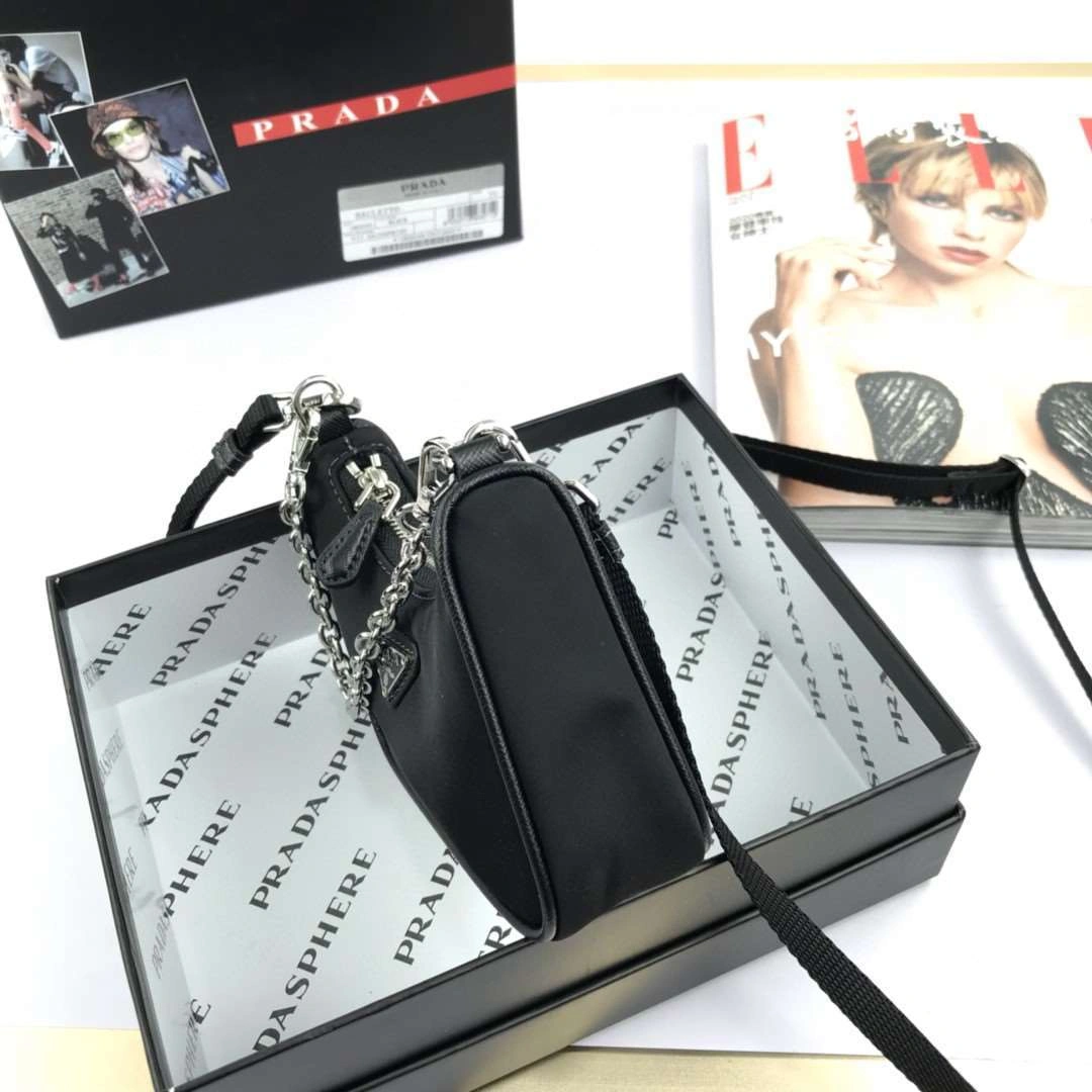 *MOMO--- 1TT122 item : A-B118H2624A