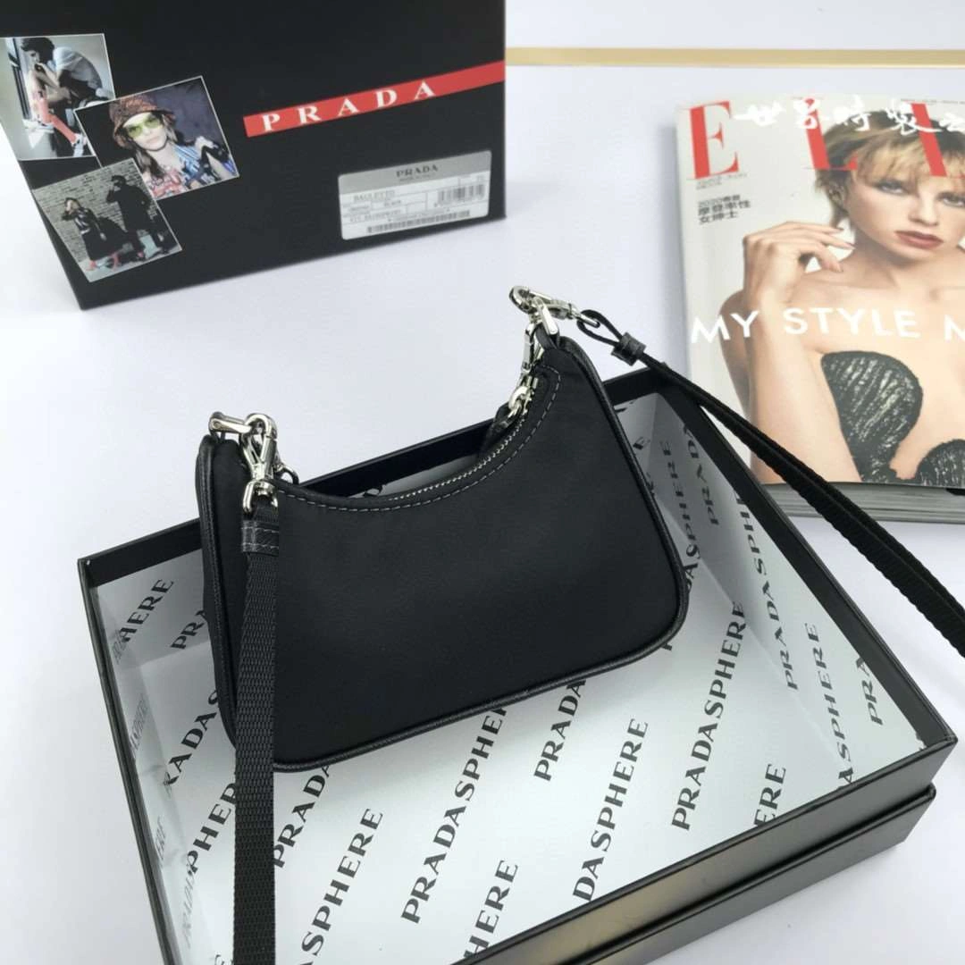 *MOMO--- 1TT122 item : A-B118H2624A