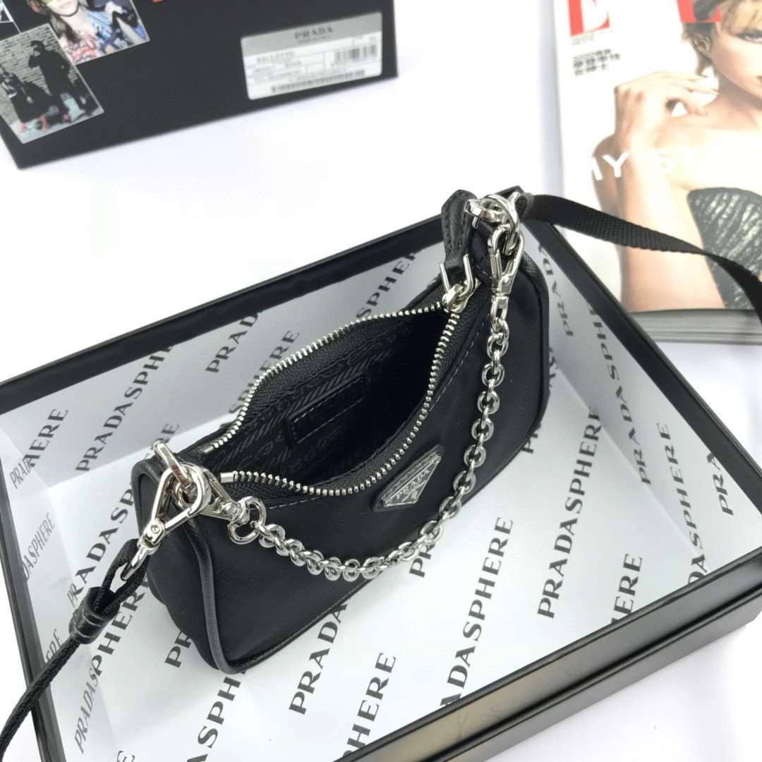 *MOMO--- 1TT122 item : A-B118H2624A