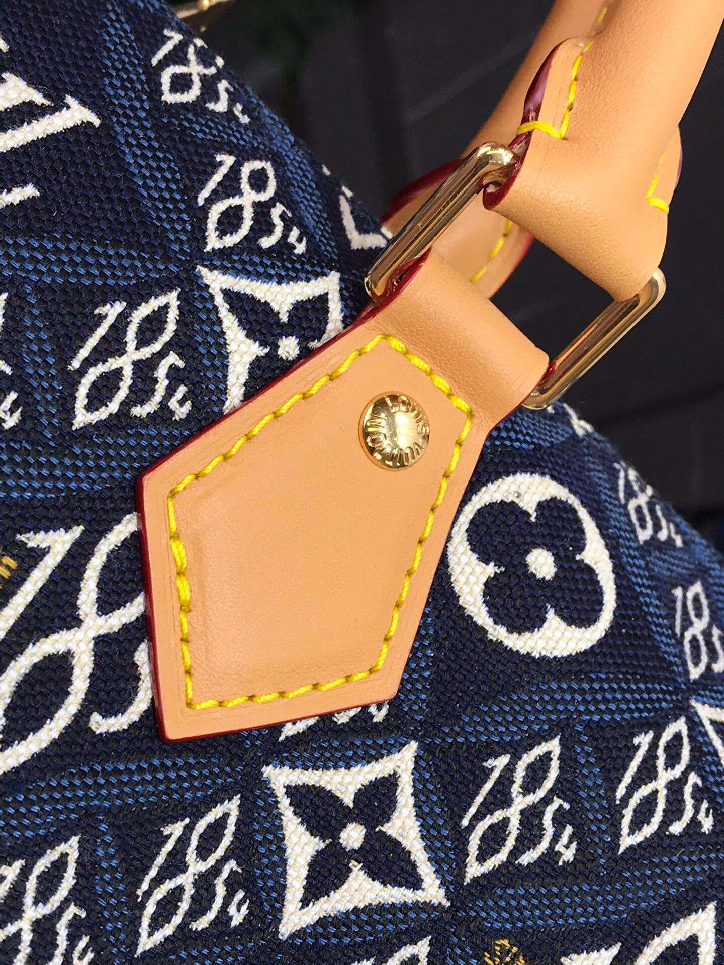 *MOMO--- 25 M57400 item :174B63E1533