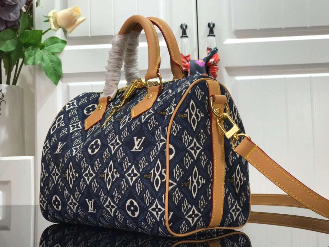 *MOMO--- 25 M57400 item :174B63E1533
