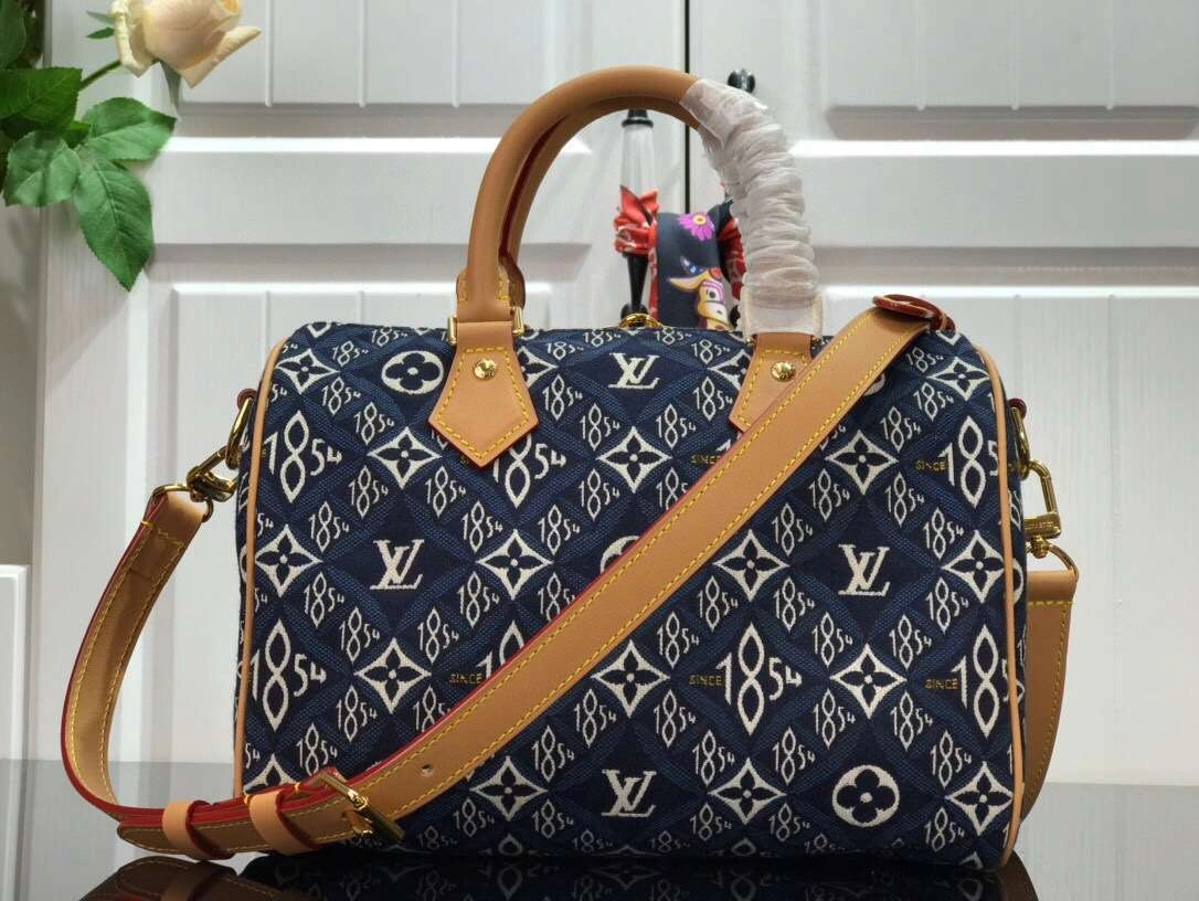 *MOMO--- 25 M57400 item :174B63E1533