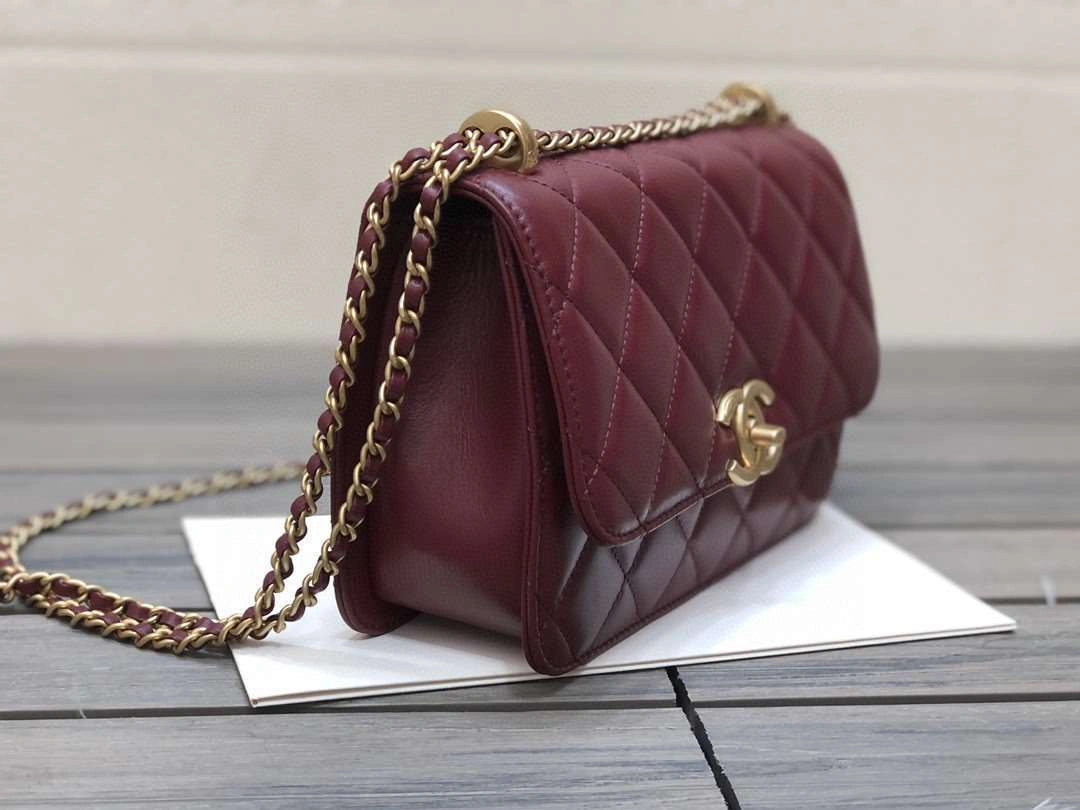 *MOMO--- 2649 Calfskin item : A-B009G2853