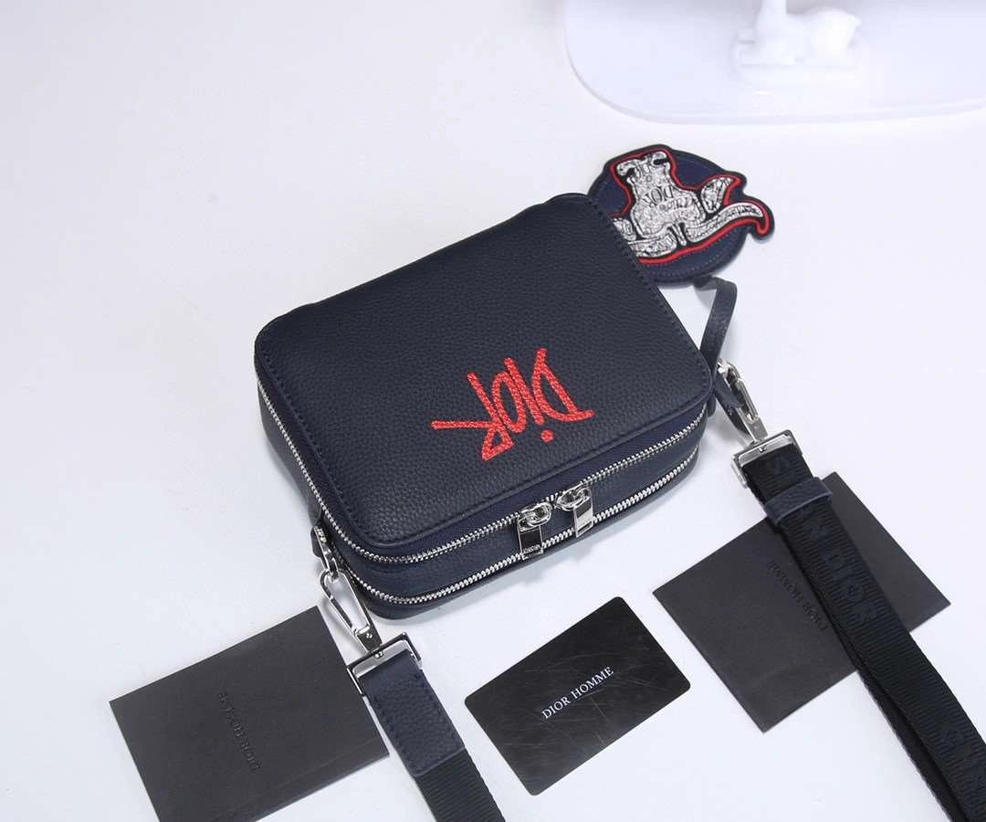 *MOMO--- 2ESBC119GDS-H00E Calfskin item : A-B063H0618L
