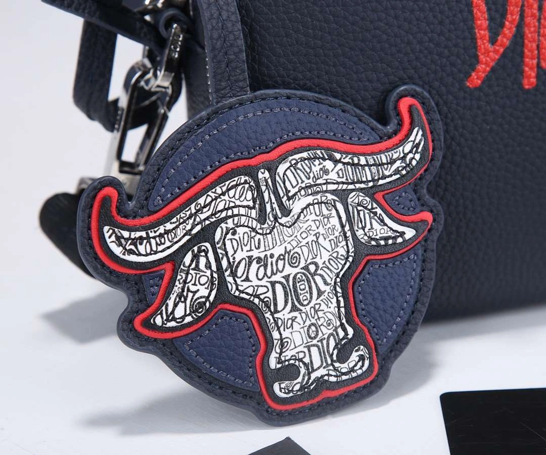 *MOMO--- 2ESBC119GDS-H00E Calfskin item : A-B063H0618L