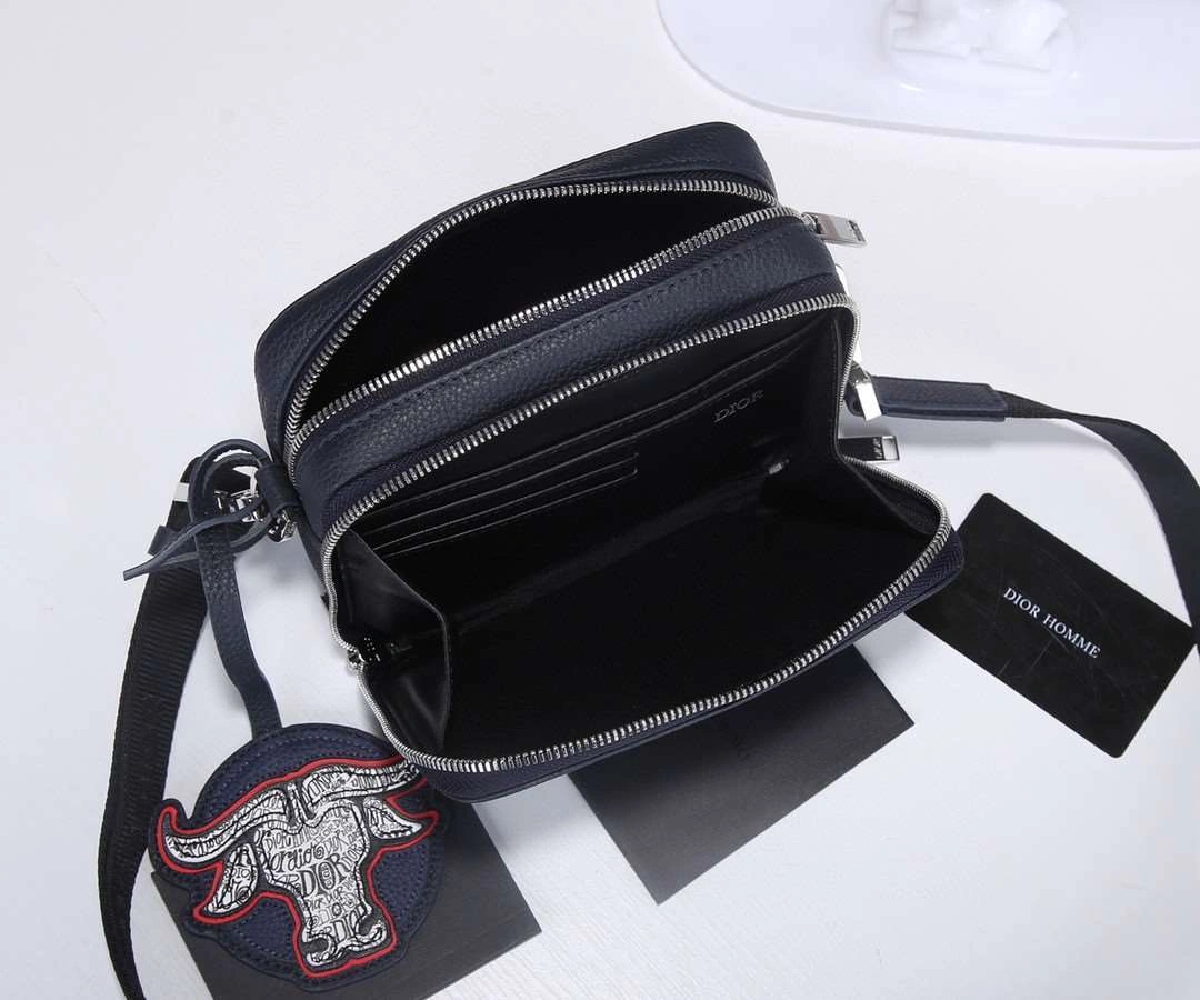*MOMO--- 2ESBC119GDS-H00E Calfskin item : A-B063H0618L