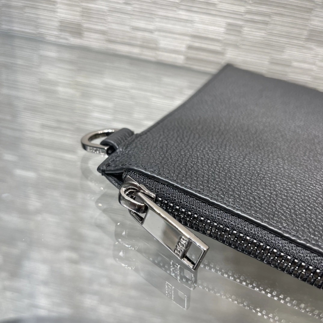 MOMO--- 2ESCA338CDI-H00N cowhide item:D-B109D1543