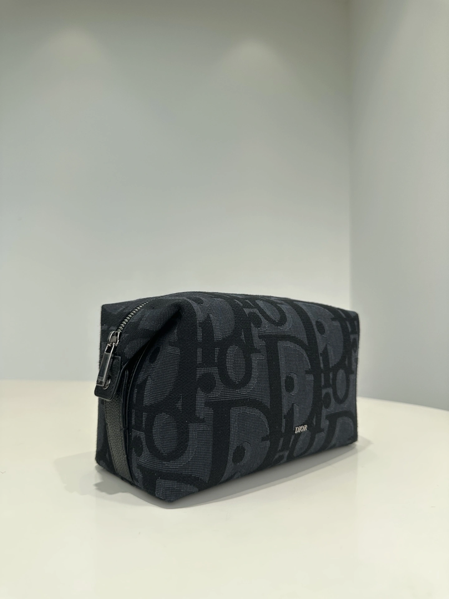 MOMO--- 2ESCA495YXL-H03E item:D-B432D0614