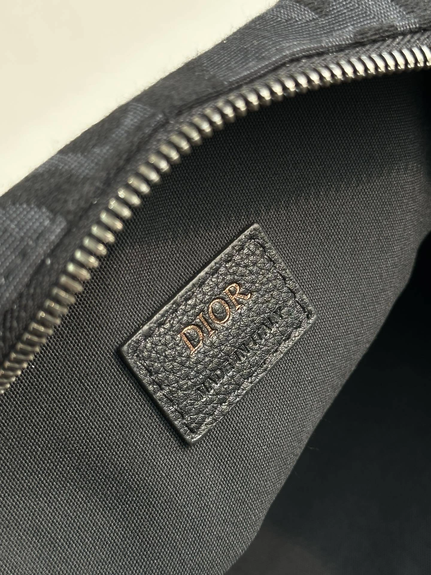 MOMO--- 2ESCA495YXL-H03E item:D-B432D0614