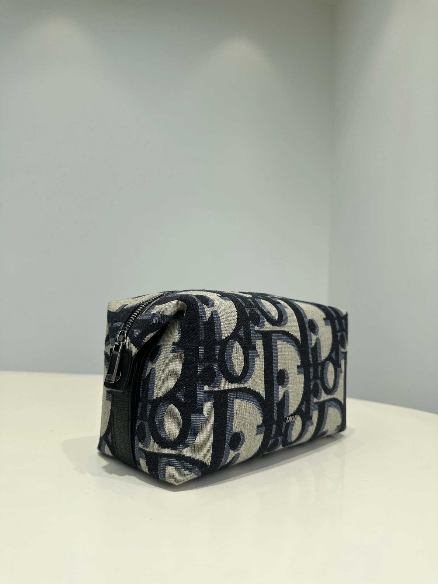 MOMO--- 2ESCA495YXL-H27E item:D-B432D0613