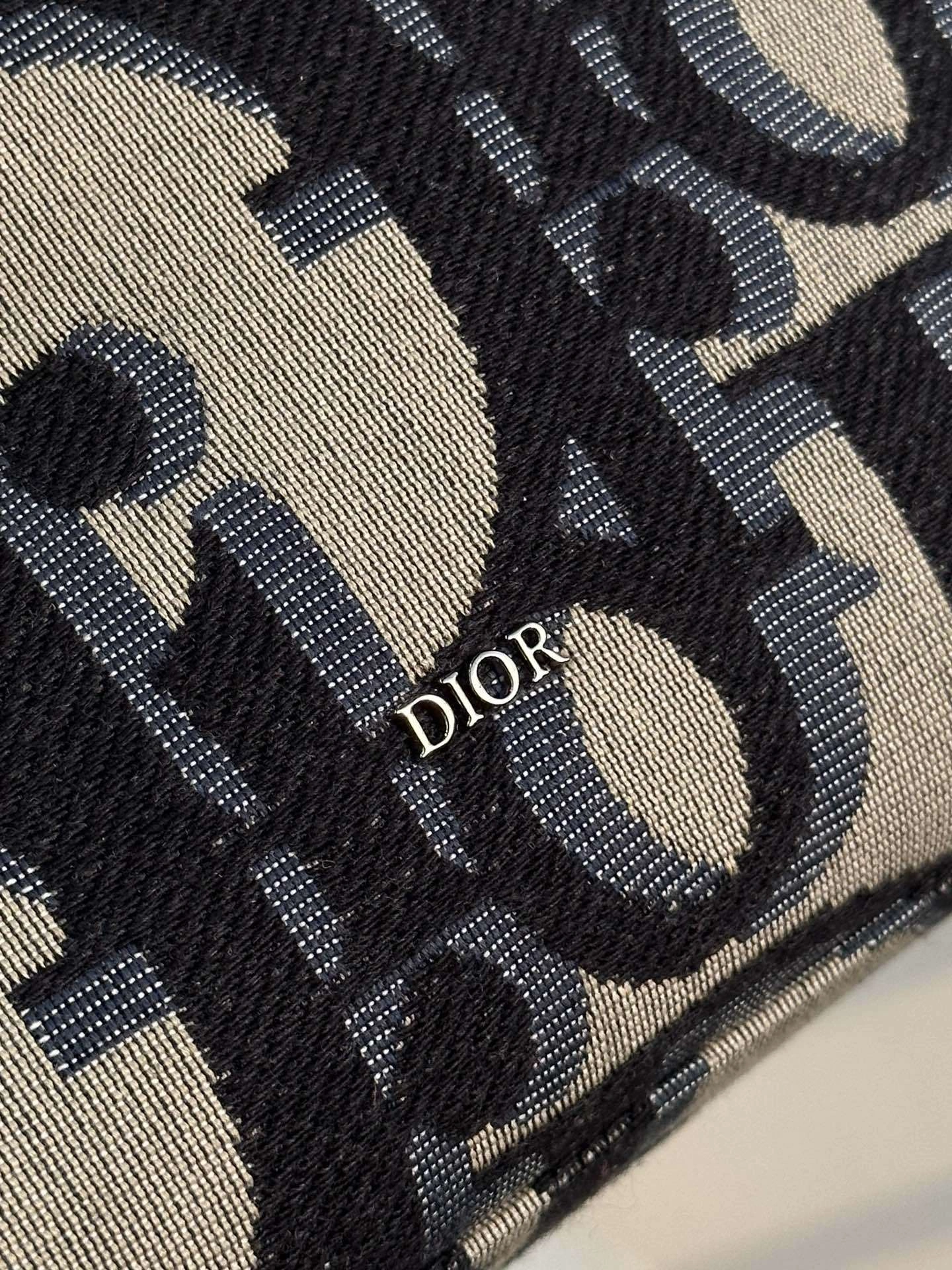 MOMO--- 2ESCA495YXL-H27E item:D-B432D0613