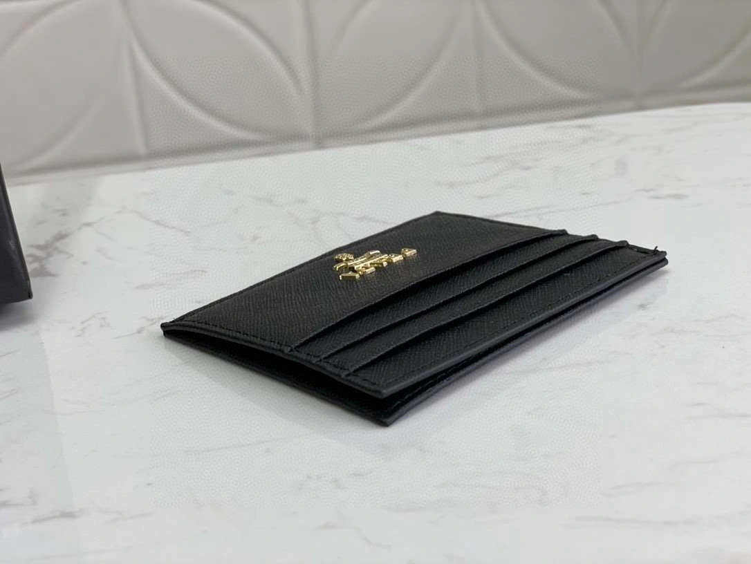 *MOMO--- 2MC223 cowhide item : A-B00H2504A