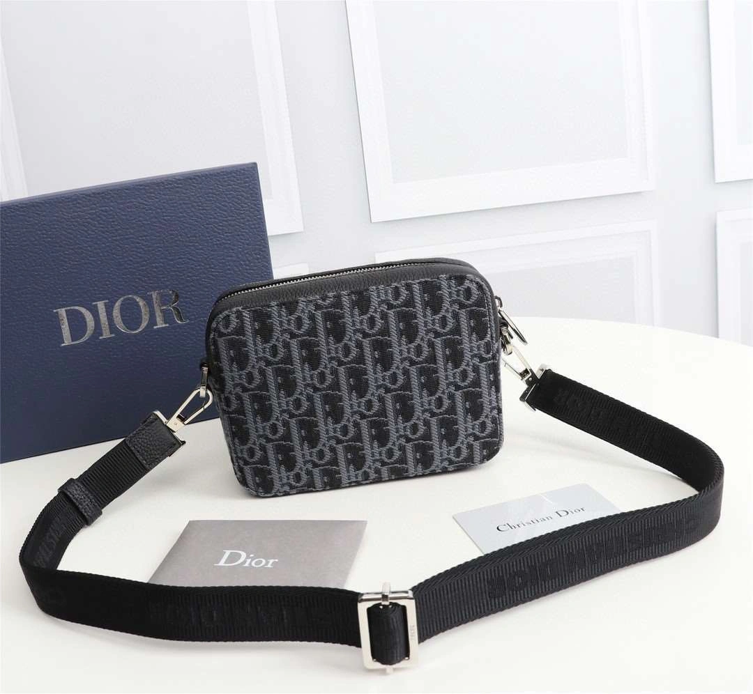 *MOMO--- 2OBBC119YSE Calfskin item : A-B00H0415