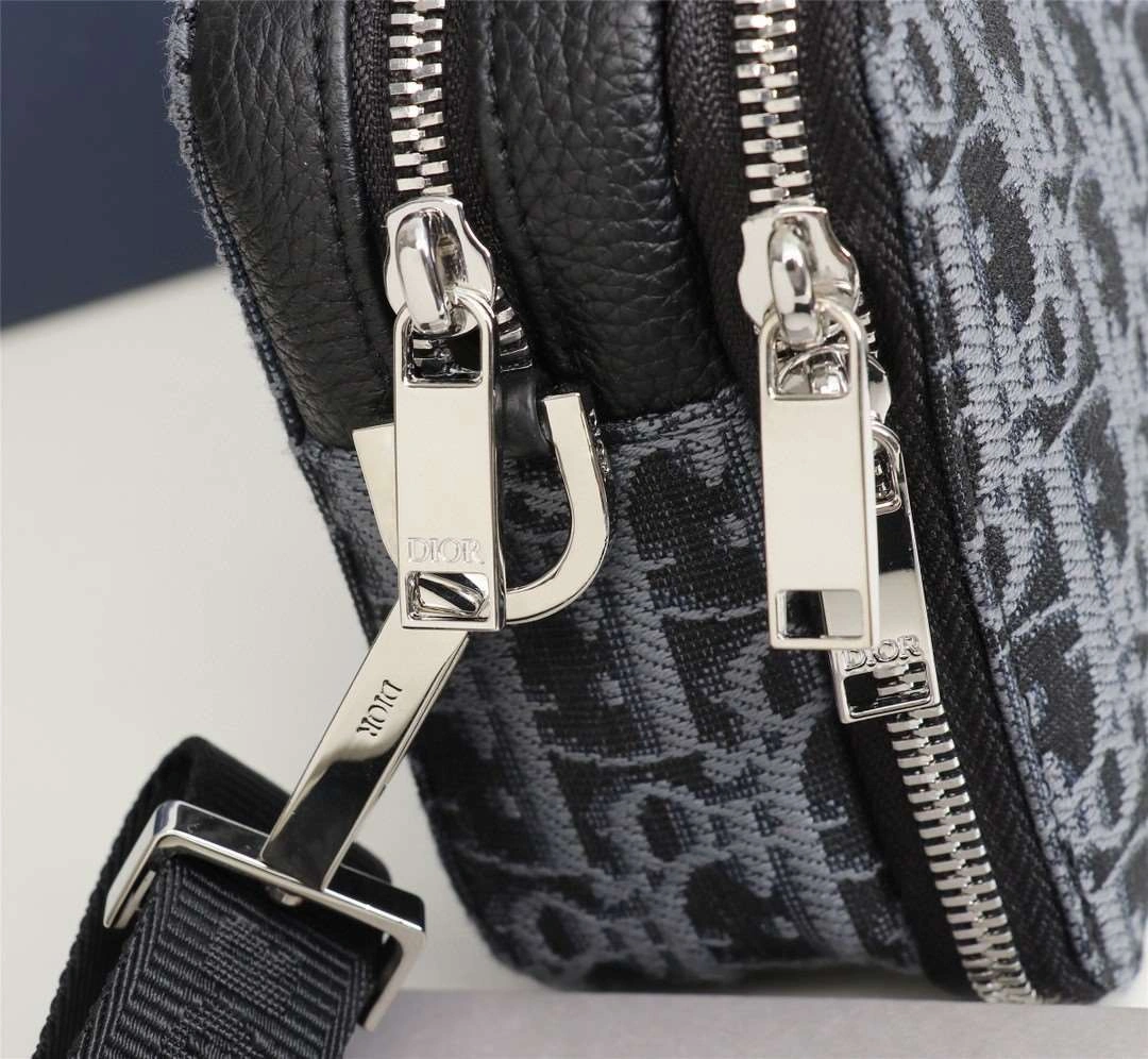 *MOMO--- 2OBBC119YSE Calfskin item : A-B00H0415