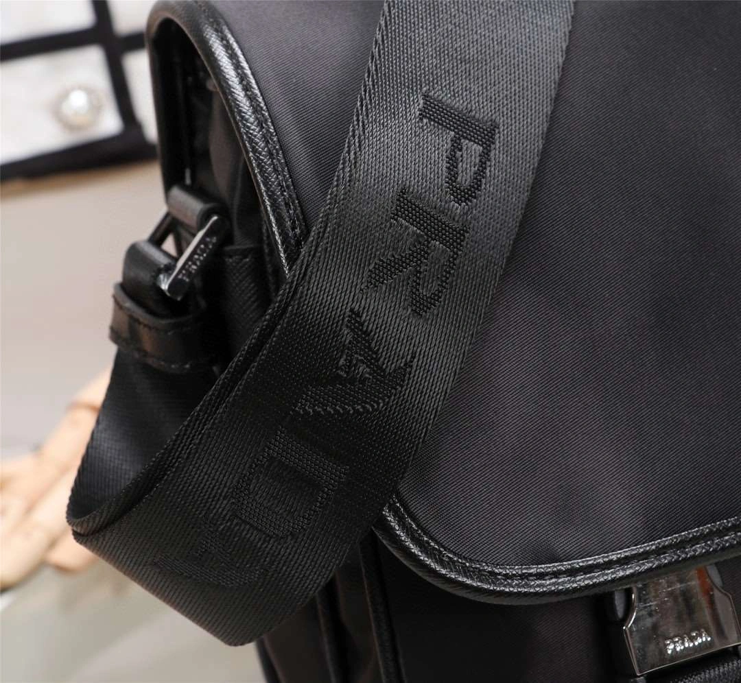 &*MOMO--- 2VD769 cowhide item : A-B118H2522A