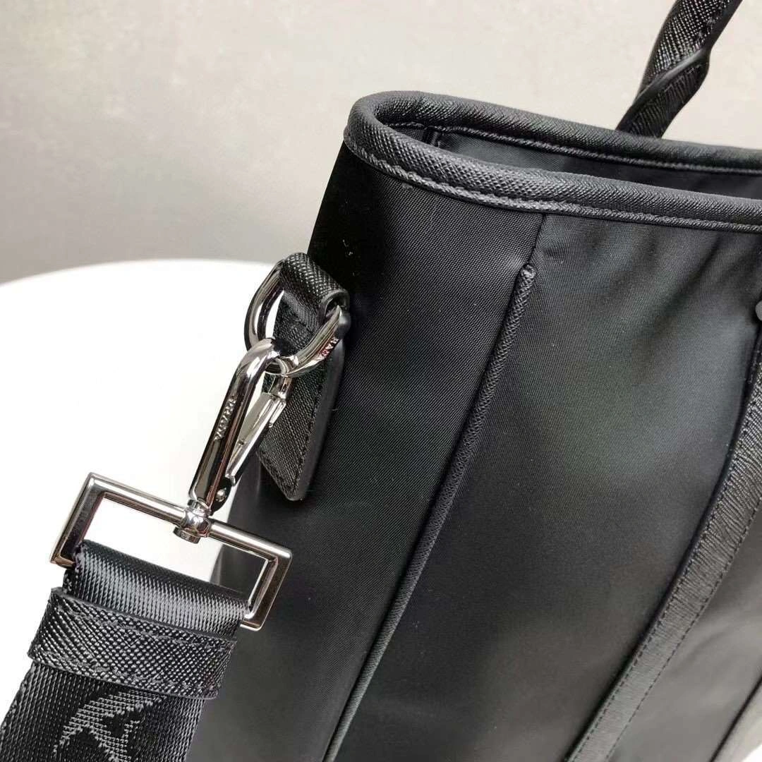 *MOMO--- 2VG034 cowhide item : A-B00H2446A