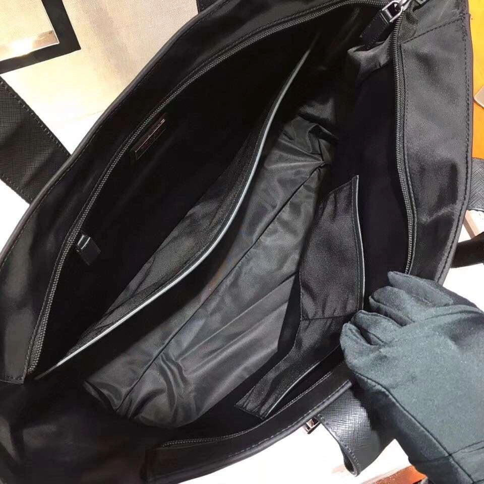 *MOMO--- 2VG042 cowhide item : A-B00H2631A