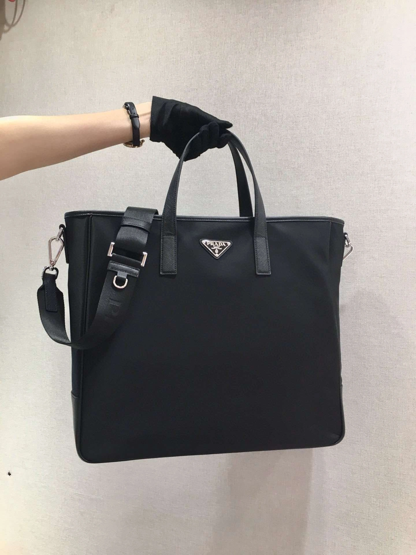 *MOMO--- 2VG064 cowhide item : A-B164H2454A