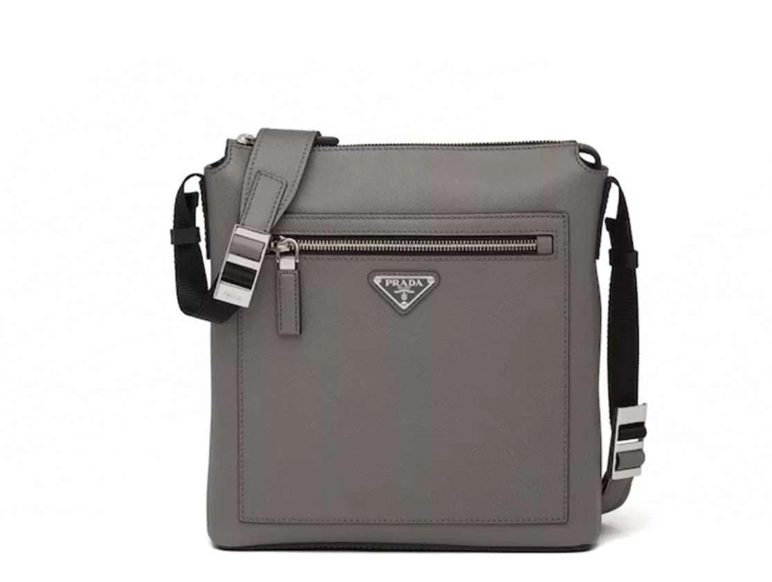 *MOMO--- 2VH062 cowhide item : A-B00H2548A