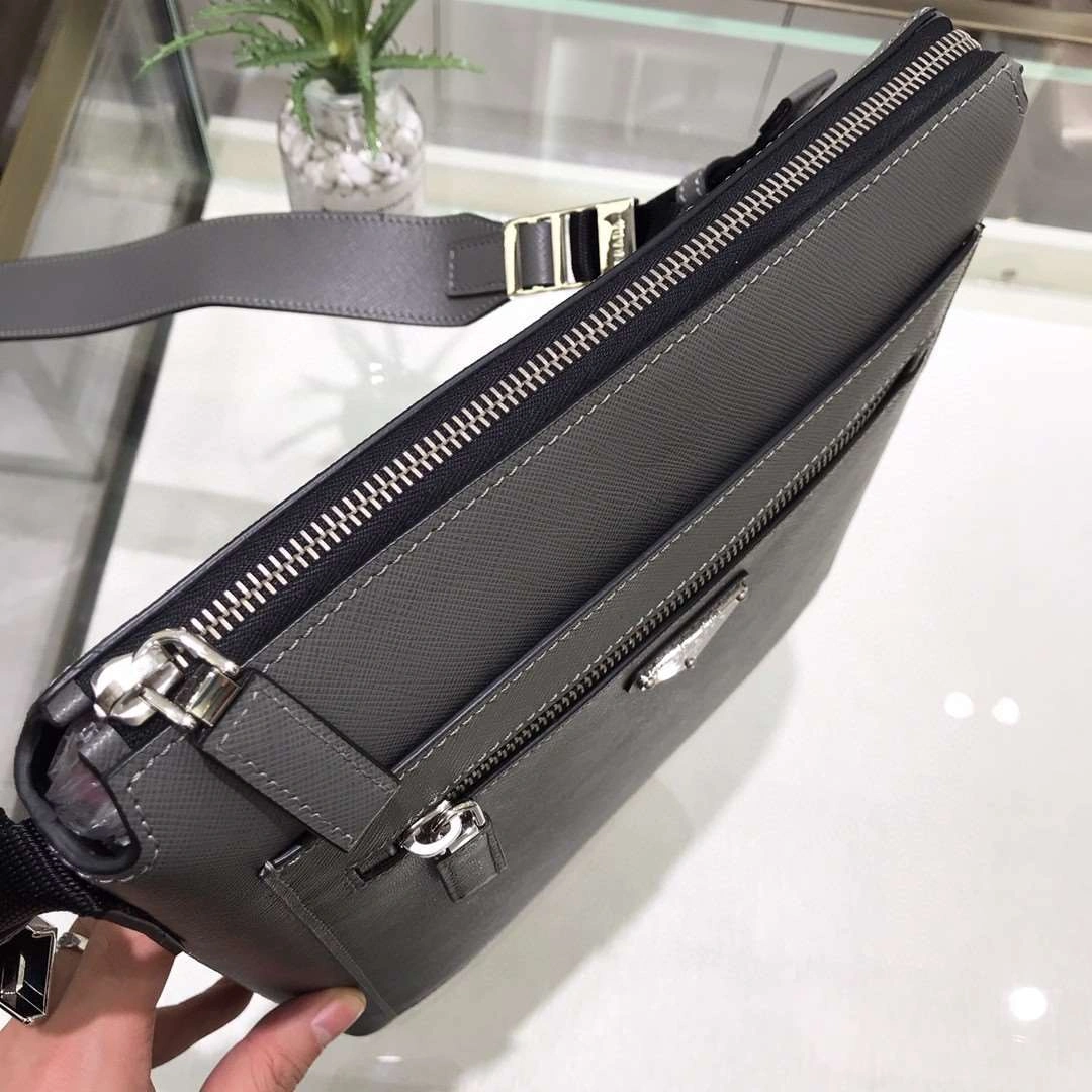 *MOMO--- 2VH062 cowhide item : A-B00H2548A