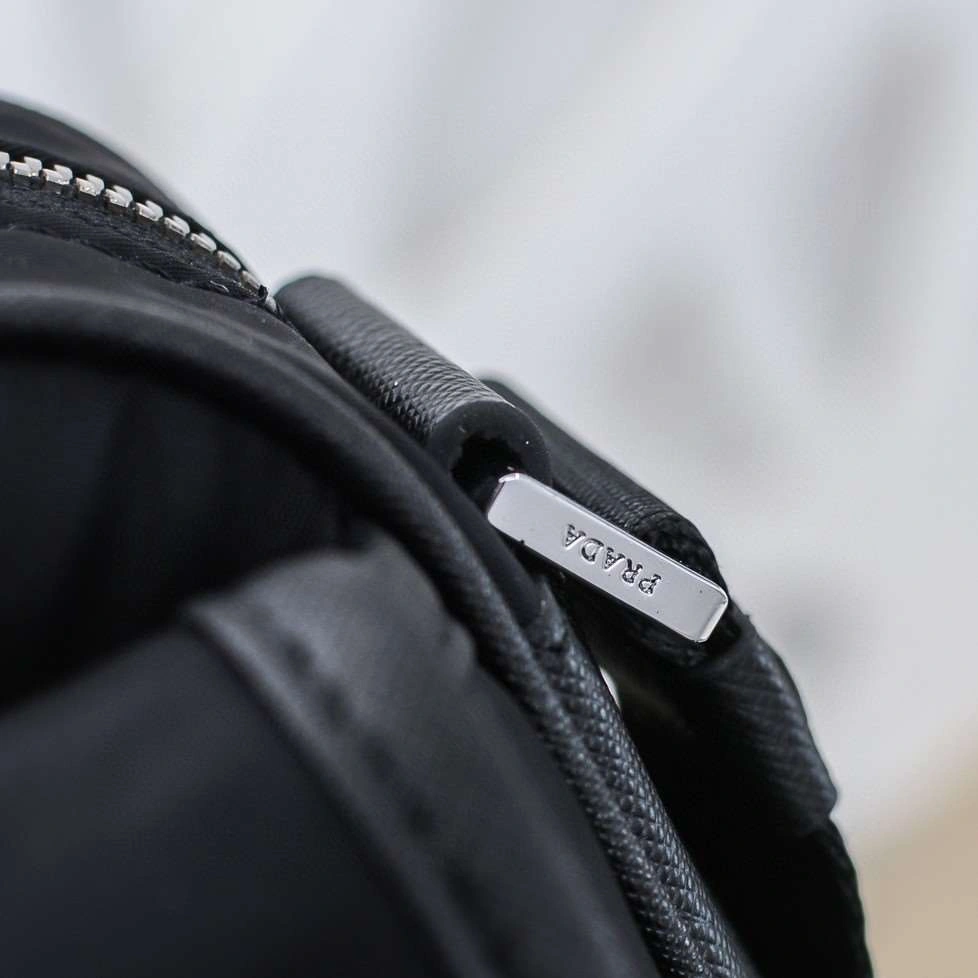 *MOMO--- 2VH074 item : A-B331H3045A