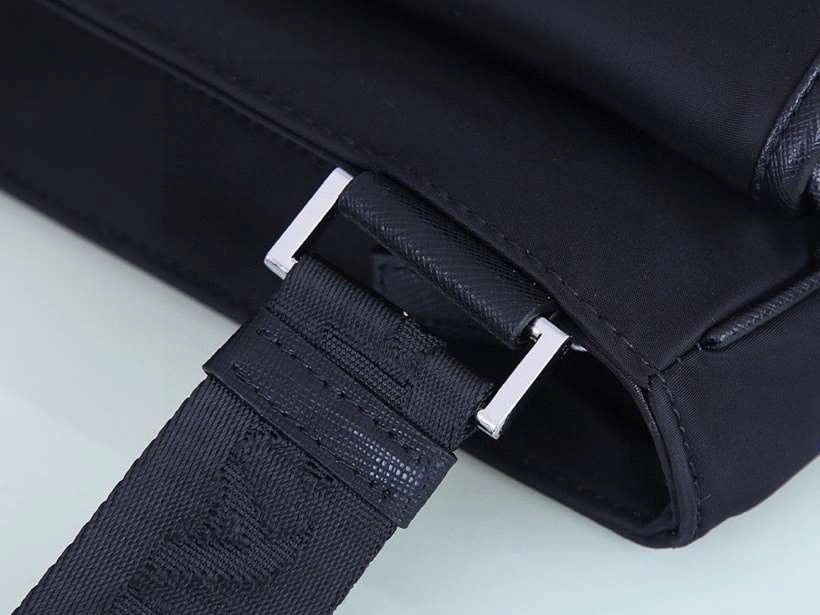*MOMO--- 2VH110 item : A-B118H3010A