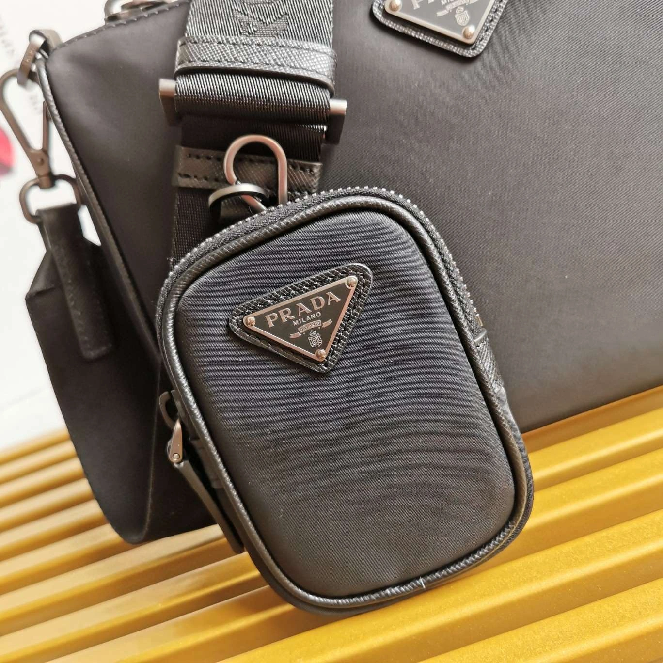 *MOMO--- 2VH113 item : A-B271H2627A
