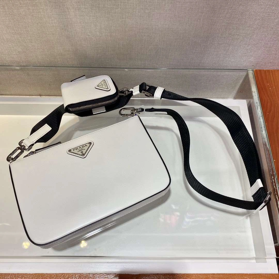 *MOMO--- 2VH129 item : A-B00H2827A