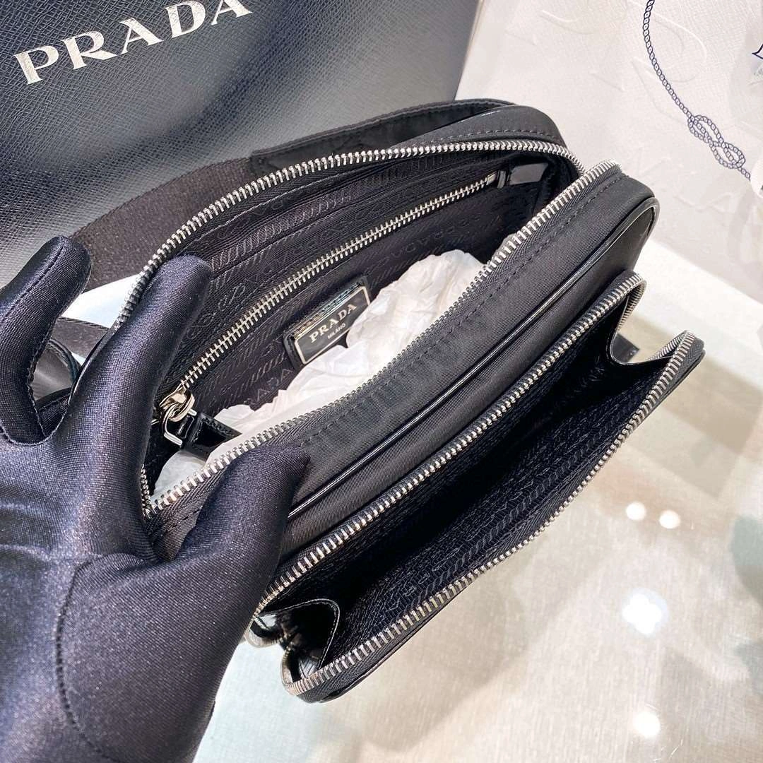 *MOMO--- 2VL977 cowhide item : A-B00I0120A